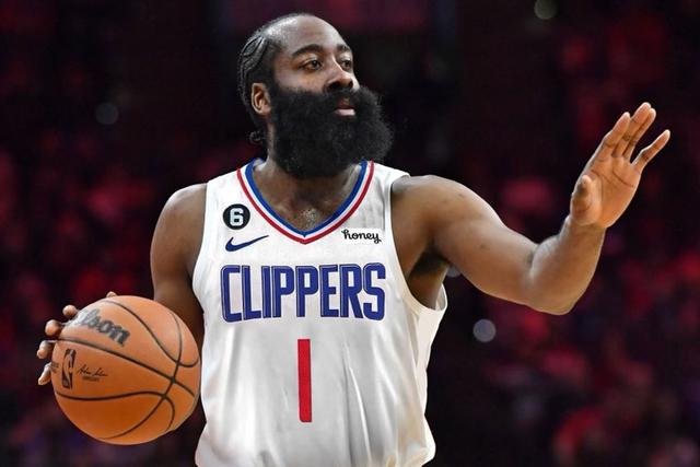 姜至鹏伤停补时绝杀 新鹏城客场2-1逆转铁人